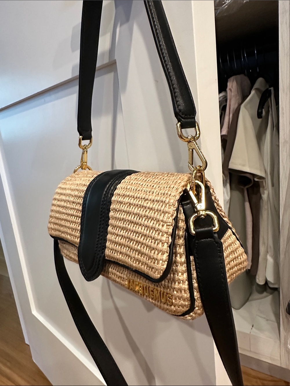 Jacquemus Natural Straw Shoulder Bag with Black Leather Trim - Picture 5 of 7